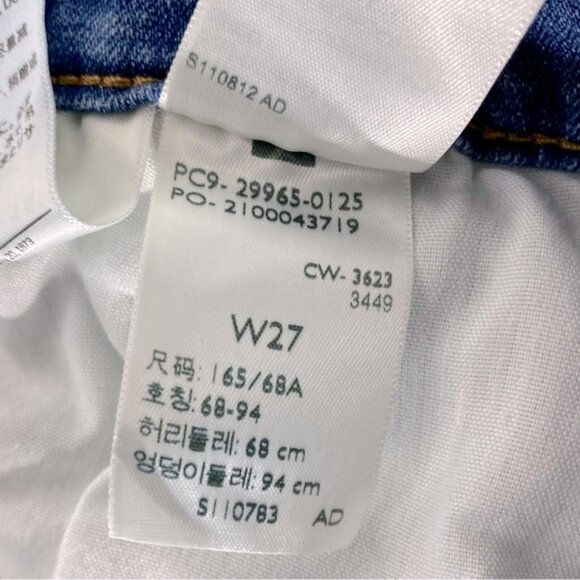 Levi’s Blue Mid Rise Mid Length Shorts Lightly Distressed Denim Jean Shorts 27 - Picture 5 of 15